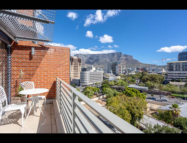 1 BEDROOM APARTMENT TO LET IN DE WATERKANT